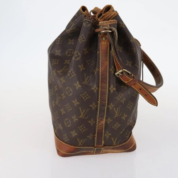 LOUIS VUITTON Monogram Noe Shoulder Bag - Picture 5 of 16